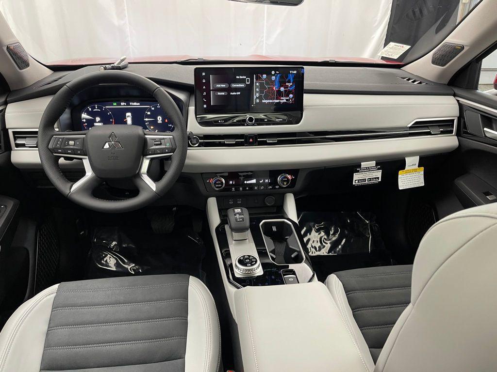 new 2025 Mitsubishi Outlander car, priced at $37,755