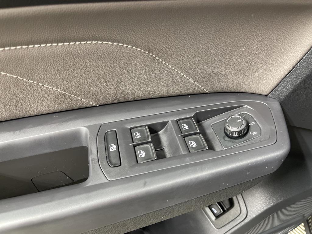 used 2021 Volkswagen Atlas Cross Sport car, priced at $24,895