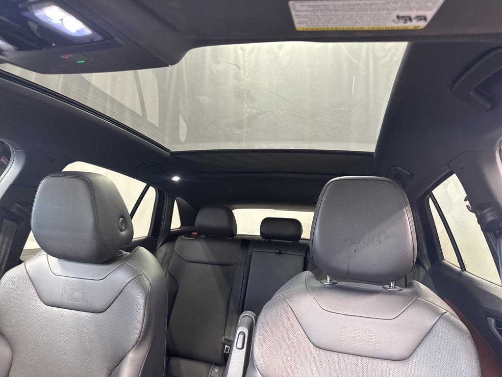 used 2021 Volkswagen ID.4 car, priced at $18,485