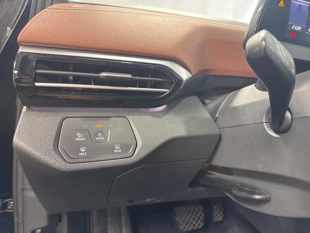 used 2021 Volkswagen ID.4 car, priced at $18,485