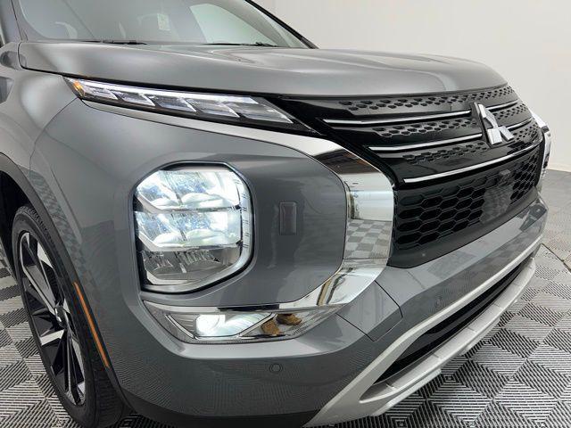 used 2024 Mitsubishi Outlander car, priced at $22,595