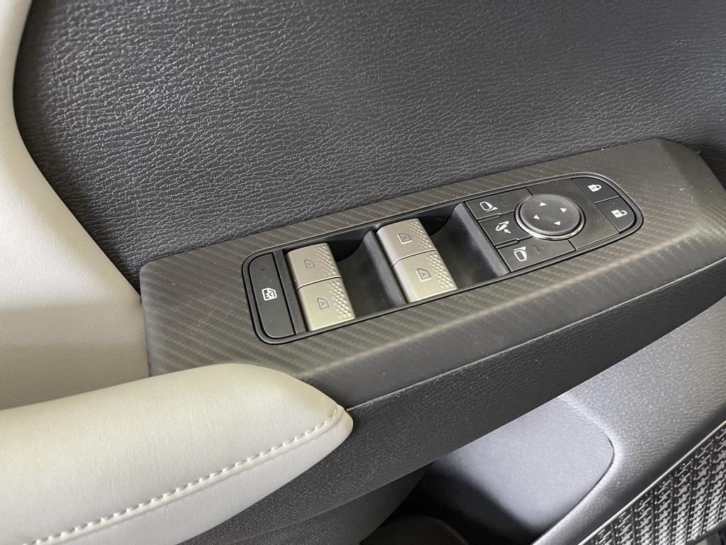 new 2025 Mitsubishi Outlander car, priced at $37,755