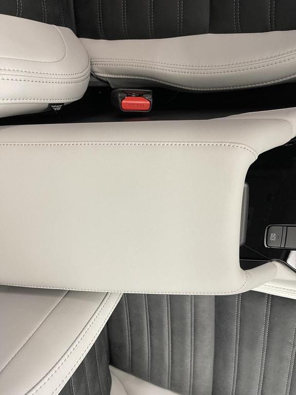 new 2025 Mitsubishi Outlander car, priced at $37,755