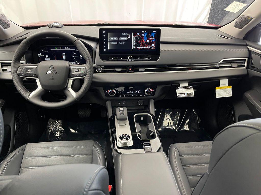 new 2025 Mitsubishi Outlander car, priced at $37,255