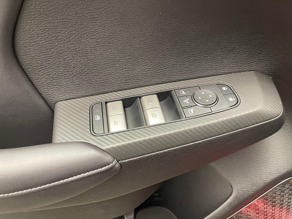 new 2025 Mitsubishi Outlander car, priced at $37,255