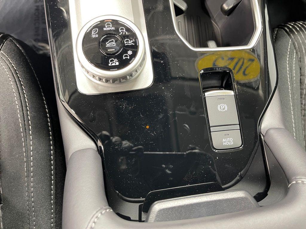 new 2025 Mitsubishi Outlander car, priced at $29,795