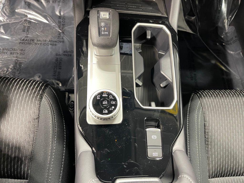 new 2025 Mitsubishi Outlander car, priced at $29,795