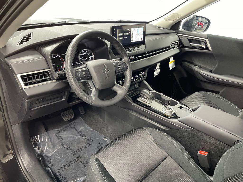 new 2025 Mitsubishi Outlander car, priced at $29,795