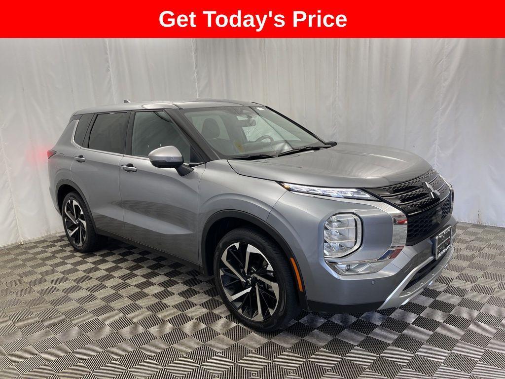 used 2024 Mitsubishi Outlander car, priced at $23,595