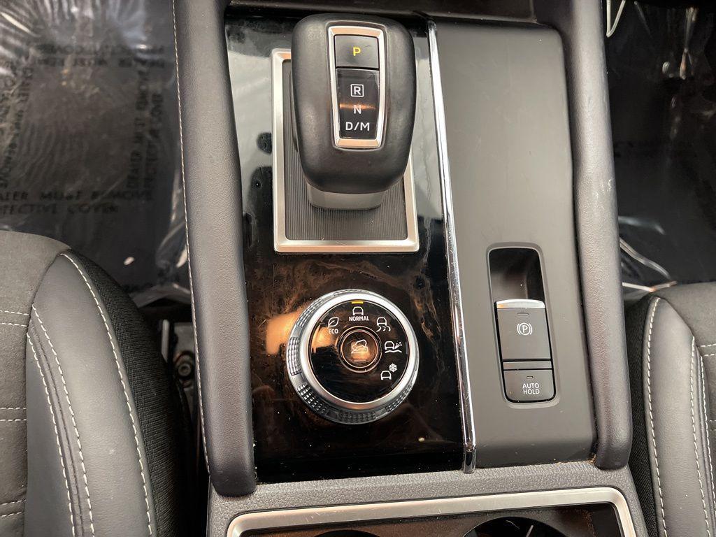 used 2024 Mitsubishi Outlander car, priced at $23,595