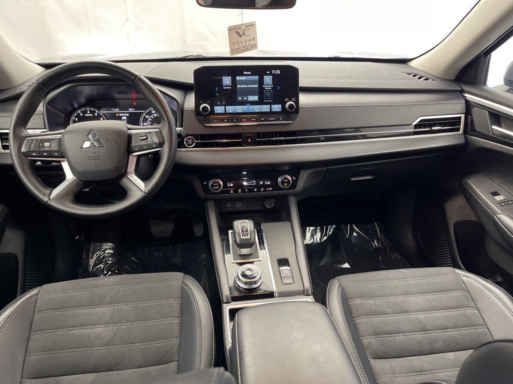 used 2024 Mitsubishi Outlander car, priced at $23,595