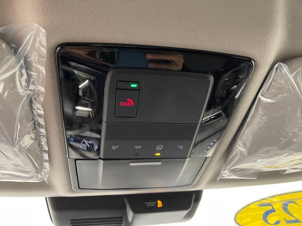 new 2025 Mitsubishi Outlander car, priced at $32,315