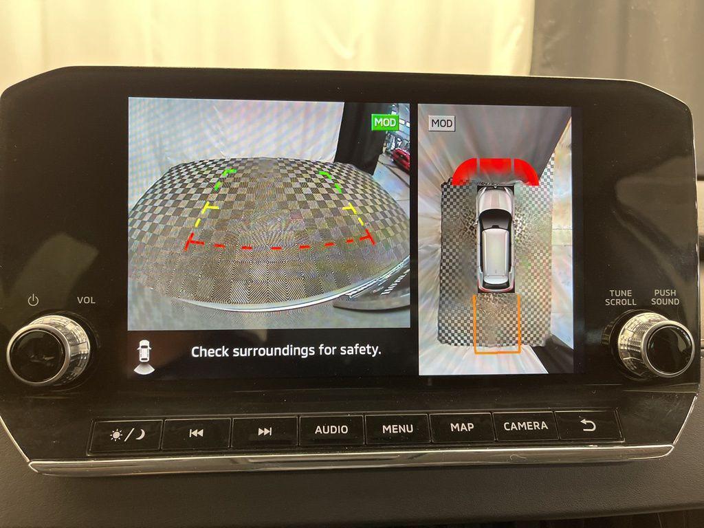 used 2024 Mitsubishi Outlander car, priced at $25,295