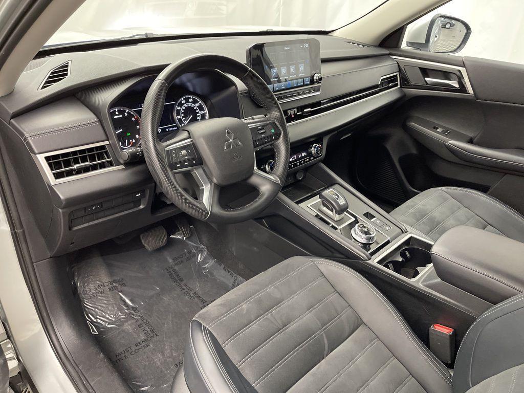 used 2024 Mitsubishi Outlander car, priced at $25,295