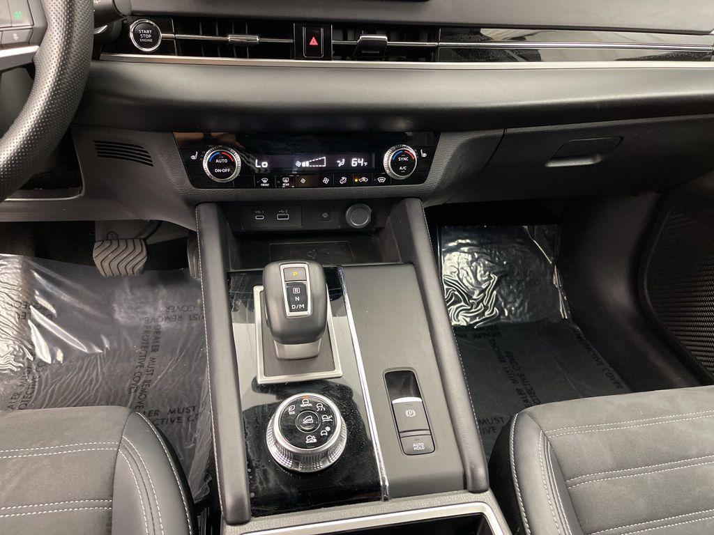 used 2024 Mitsubishi Outlander car, priced at $25,295