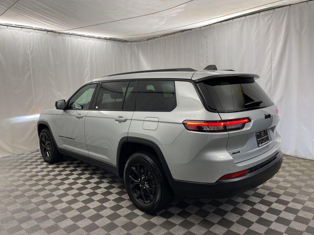 used 2024 Jeep Grand Cherokee L car, priced at $27,395