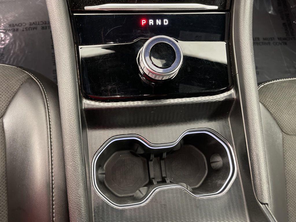 used 2024 Jeep Grand Cherokee L car, priced at $27,395