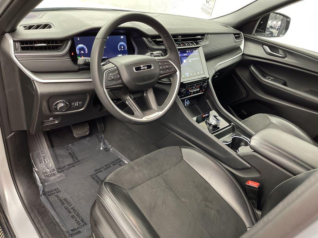 used 2024 Jeep Grand Cherokee L car, priced at $27,395