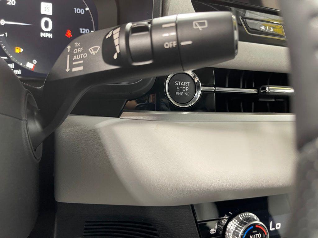 new 2025 Mitsubishi Outlander car, priced at $36,660