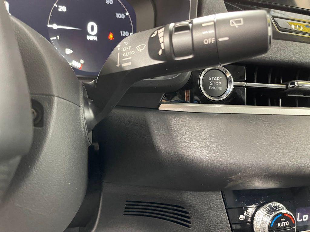 new 2025 Mitsubishi Outlander car, priced at $37,200