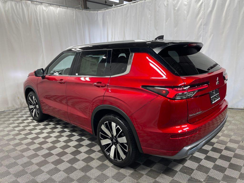 new 2025 Mitsubishi Outlander car, priced at $42,700