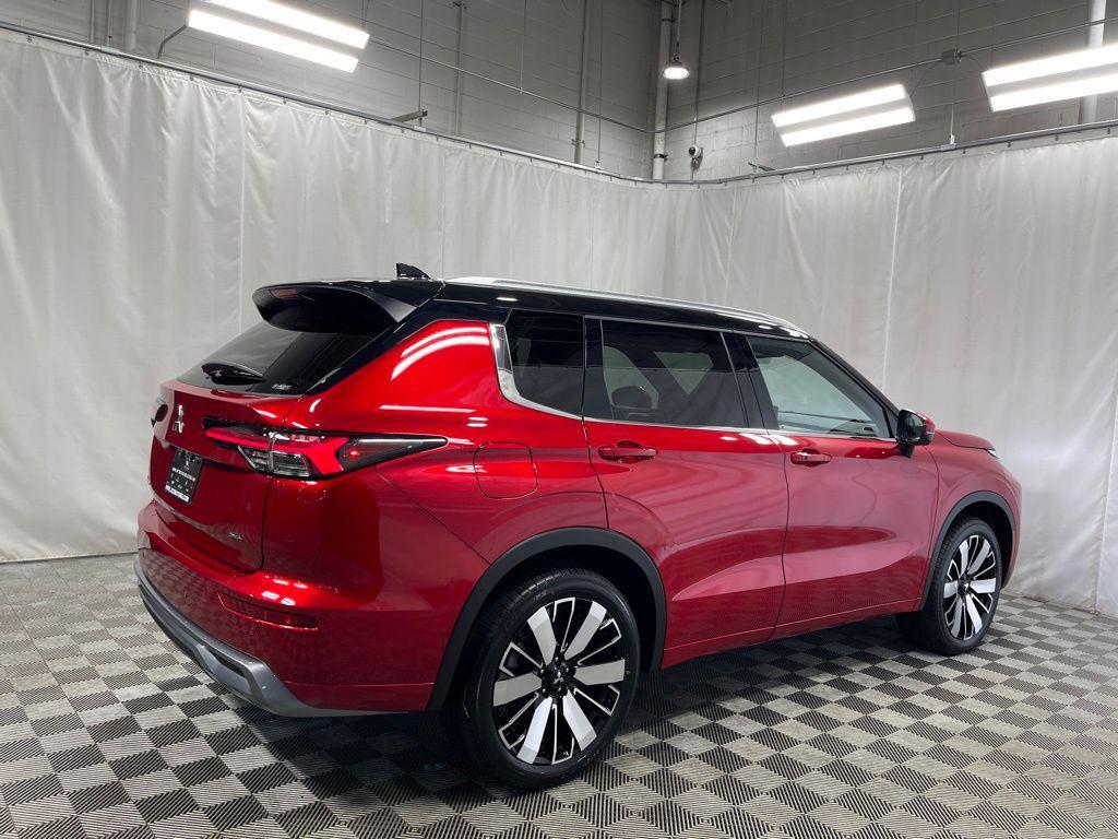 new 2025 Mitsubishi Outlander car, priced at $42,700