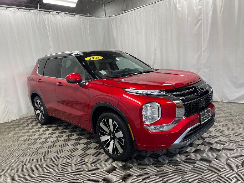 new 2025 Mitsubishi Outlander car, priced at $42,700