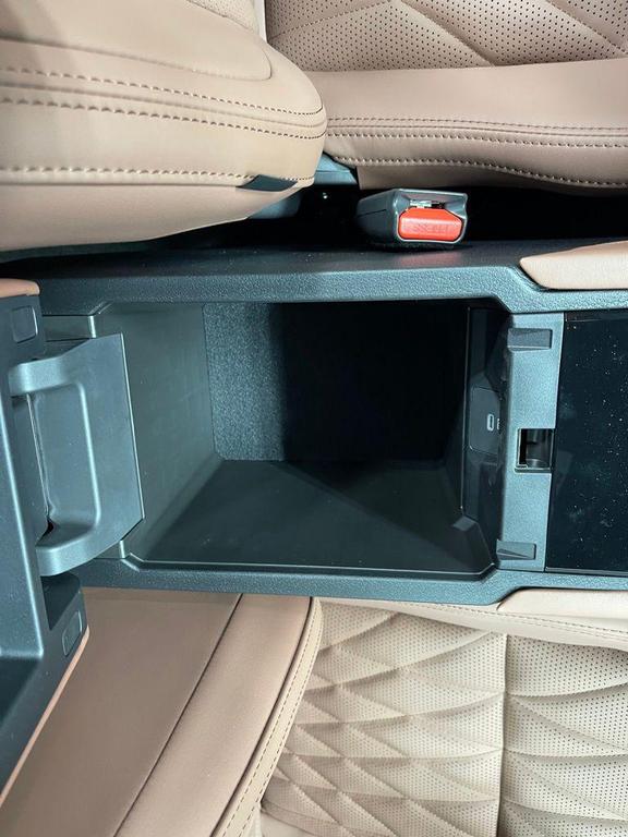 new 2025 Mitsubishi Outlander car, priced at $42,700