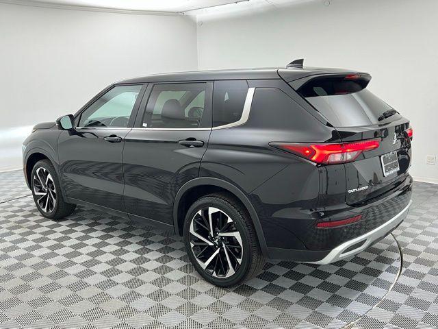 used 2024 Mitsubishi Outlander car, priced at $25,295