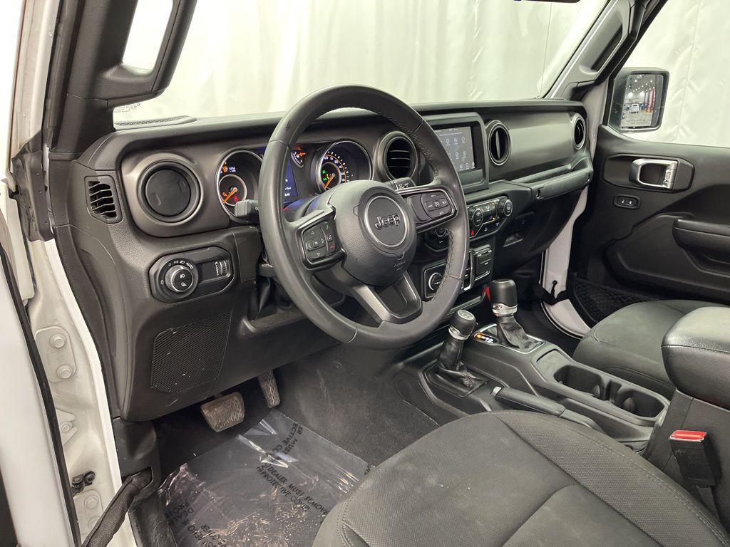 used 2023 Jeep Gladiator car, priced at $26,485