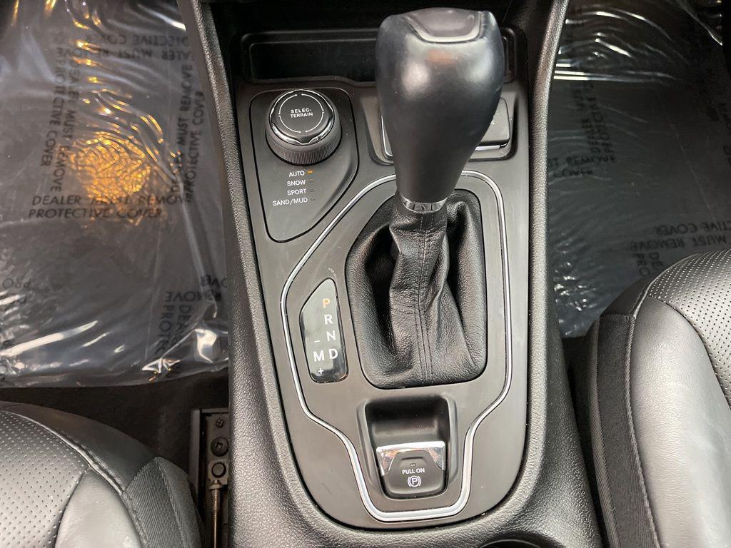 used 2021 Jeep Cherokee car, priced at $21,985