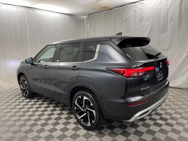 new 2024 Mitsubishi Outlander car, priced at $38,090