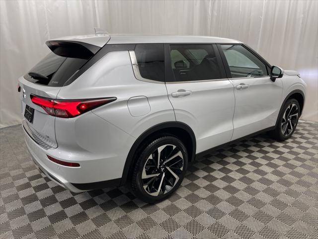 new 2024 Mitsubishi Outlander car, priced at $38,685