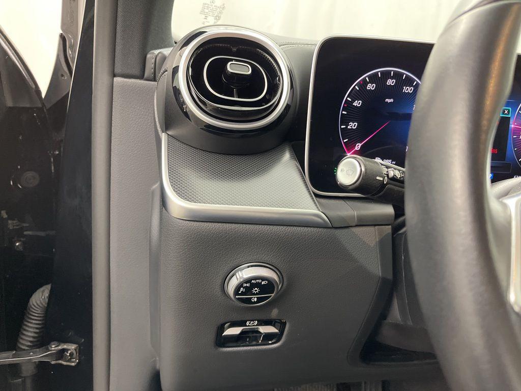 used 2024 Mercedes-Benz GLC 300 car, priced at $38,295