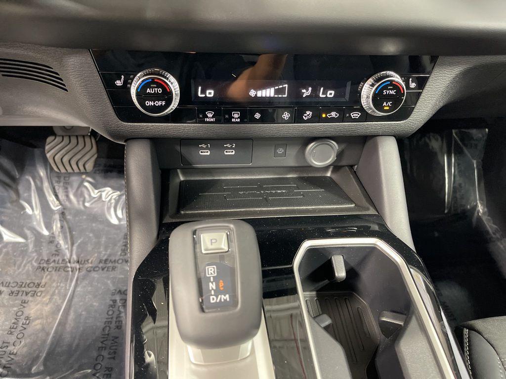 new 2025 Mitsubishi Outlander car, priced at $36,200