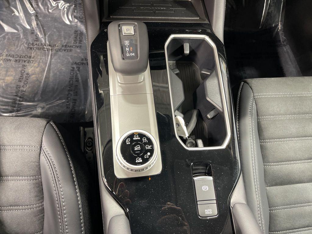 new 2025 Mitsubishi Outlander car, priced at $36,200