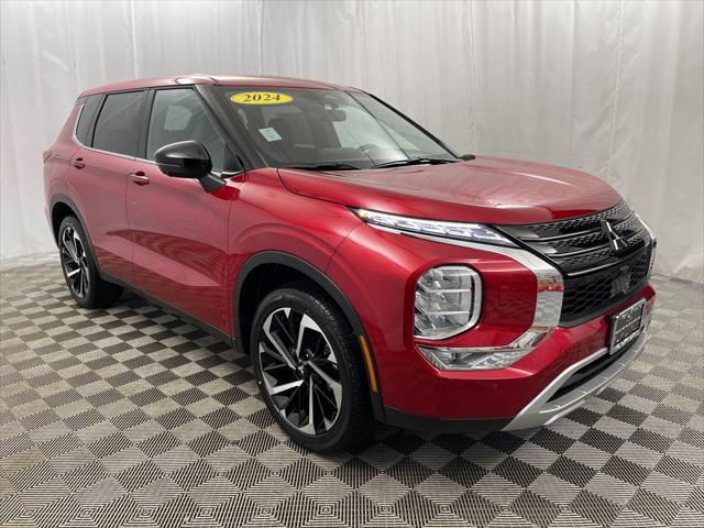 new 2024 Mitsubishi Outlander car, priced at $31,195