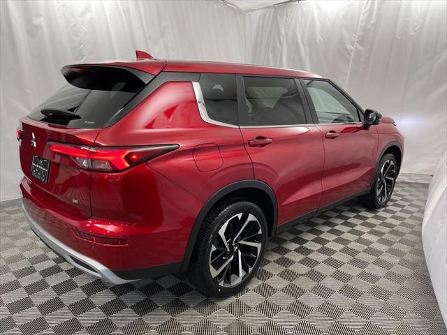 new 2024 Mitsubishi Outlander car, priced at $31,195