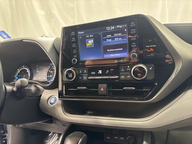 used 2021 Toyota Highlander Hybrid car, priced at $35,595