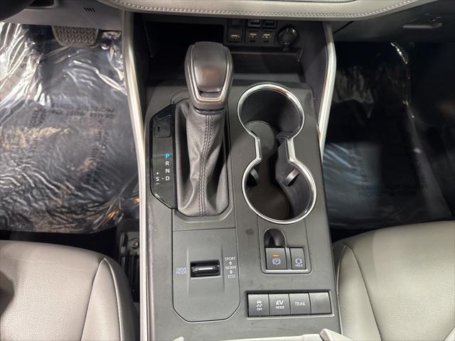 used 2021 Toyota Highlander Hybrid car, priced at $35,595