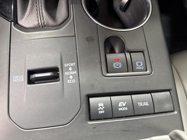 used 2021 Toyota Highlander Hybrid car, priced at $35,595