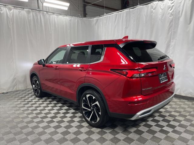 used 2024 Mitsubishi Outlander car, priced at $25,895