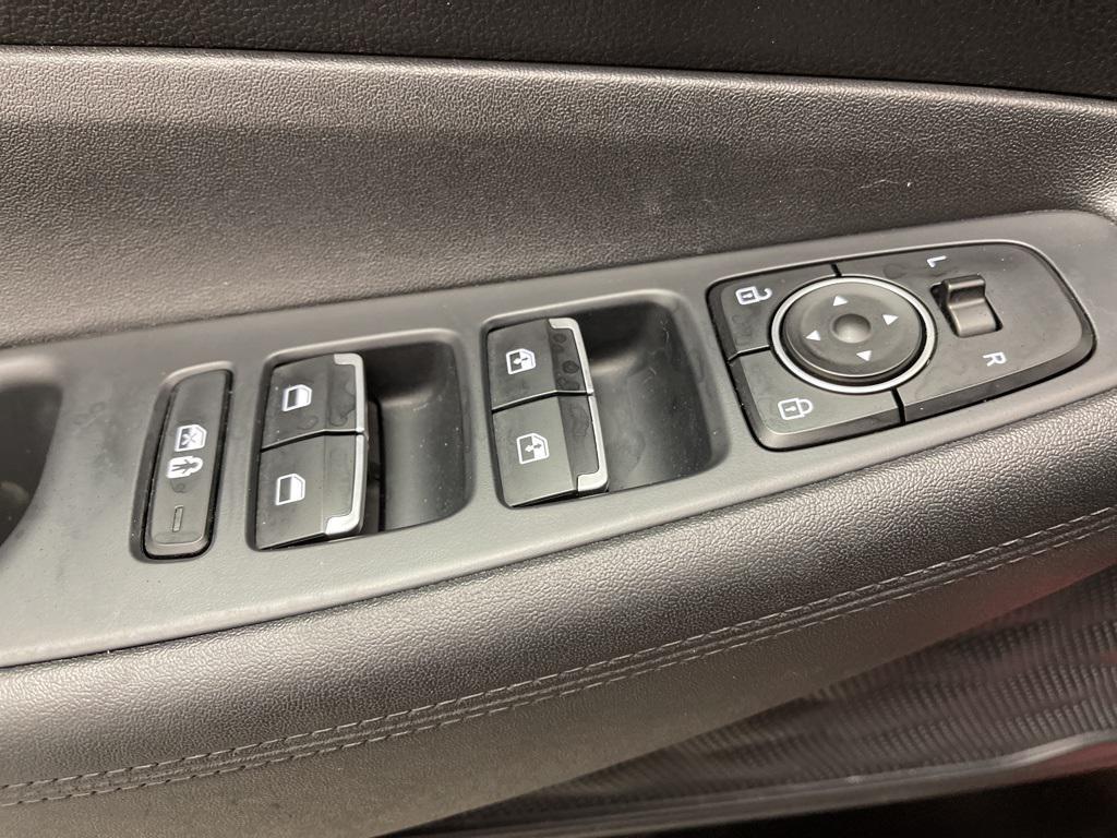 used 2023 Hyundai Santa Fe car, priced at $19,995
