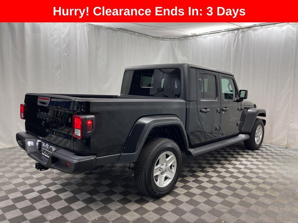 used 2023 Jeep Gladiator car, priced at $26,385