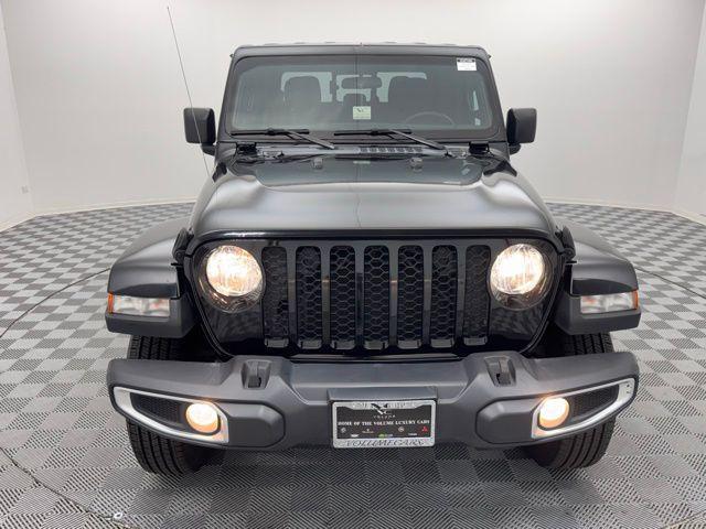 used 2023 Jeep Gladiator car, priced at $26,385