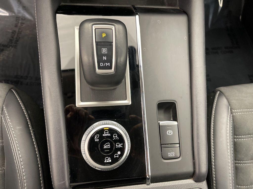 used 2024 Mitsubishi Outlander car, priced at $22,895