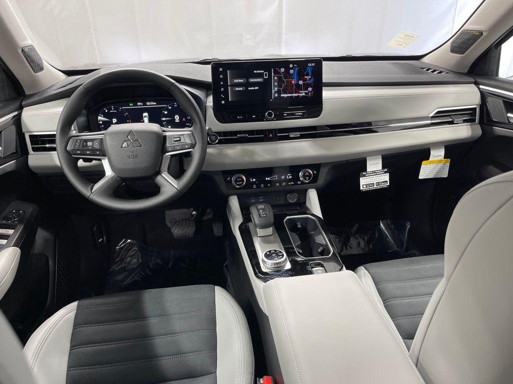 new 2025 Mitsubishi Outlander car, priced at $37,255