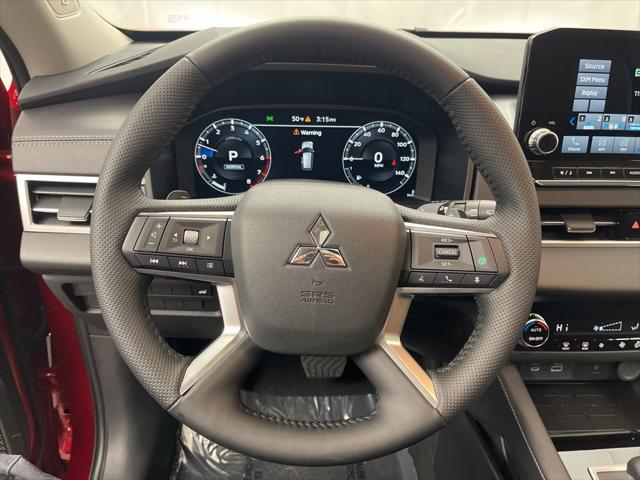 new 2024 Mitsubishi Outlander car, priced at $38,610