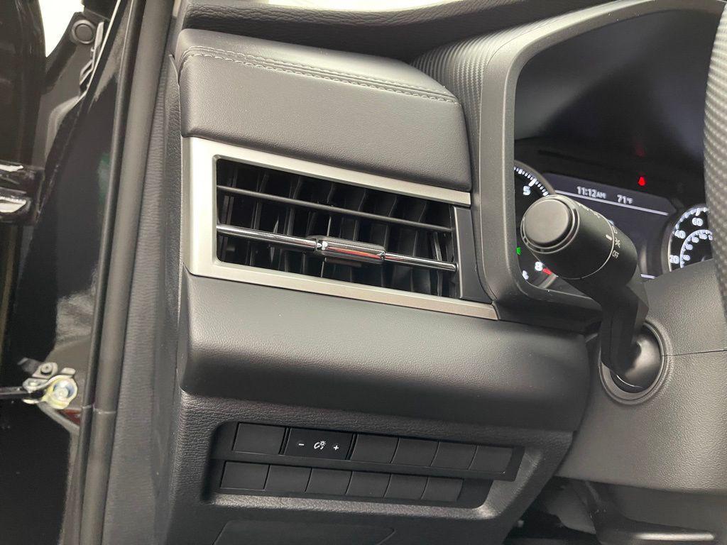 new 2025 Mitsubishi Outlander car, priced at $31,720