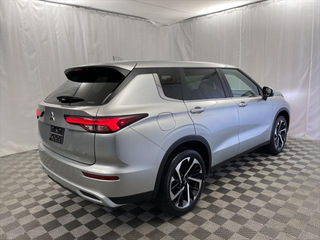 new 2024 Mitsubishi Outlander car, priced at $37,045